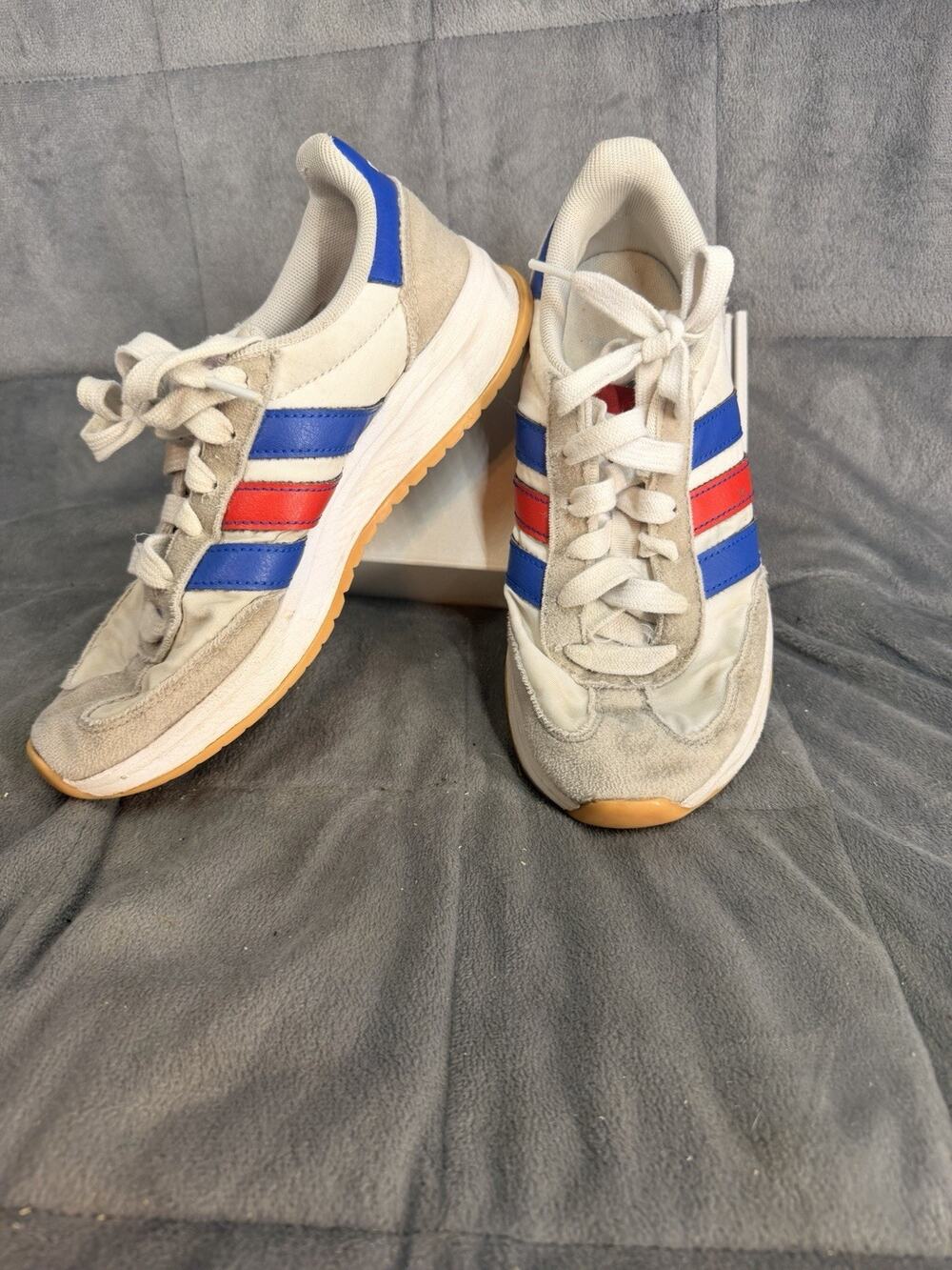 Adidas Cloud foam USA Colors Size 4.5 Good Condition